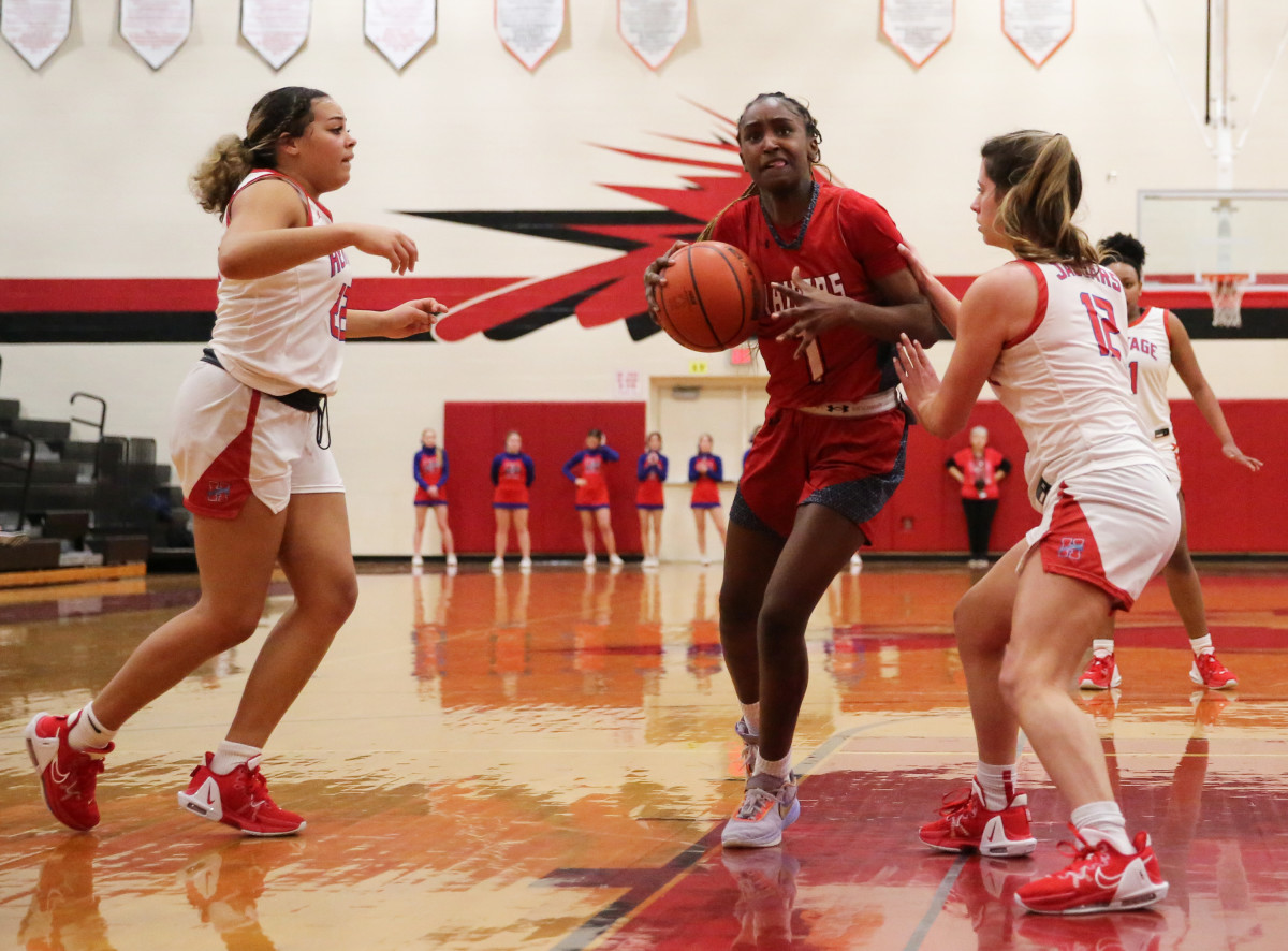 Midlothian Heritage Denton Ryan Texas girls basketball UIL 5A bi-district playoffs 021423 Brian McLean 30